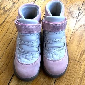 Carter’s Girl’s Toddler Sz 10 Snow Boots, Worn Once!